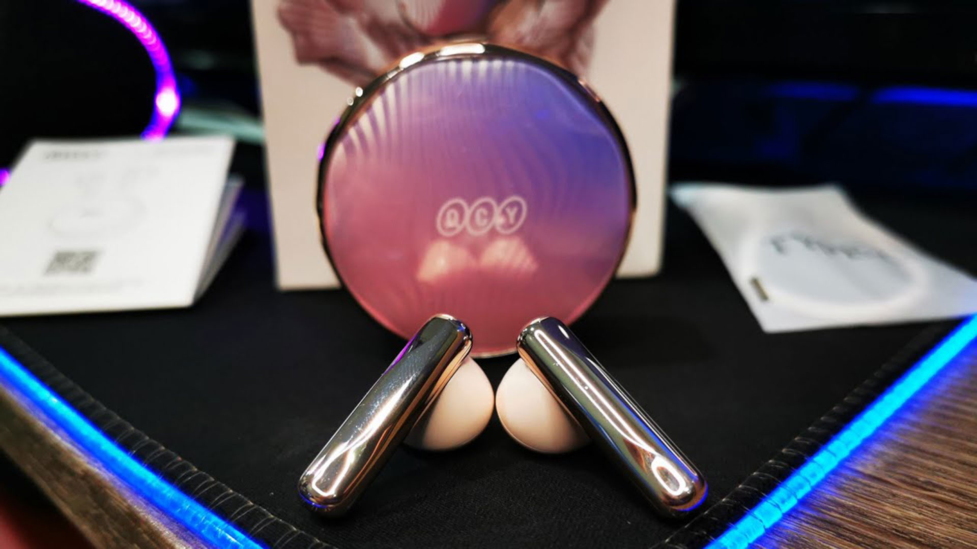 QCY T21
