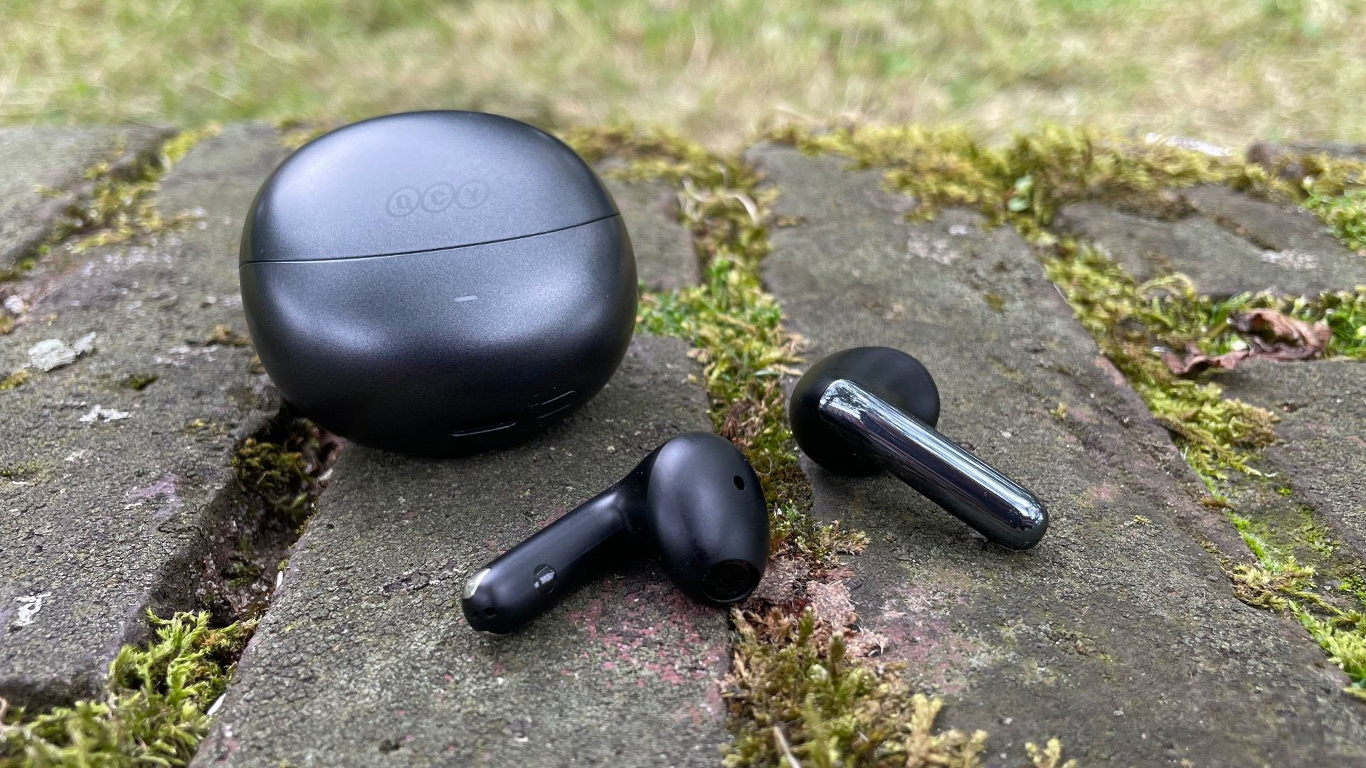 QCY MeloBuds Pro